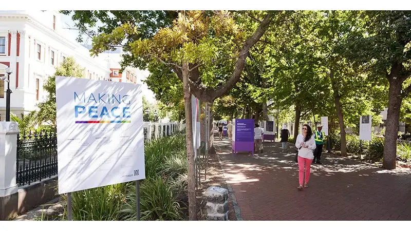 Exhibition: "Making Peace" in Government Avenue