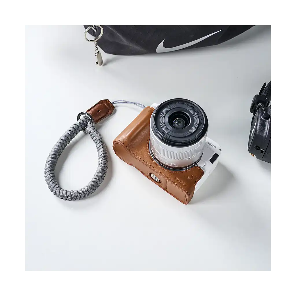 SmallRig Leather Half Case for Canon EOS R50 V (Brown)