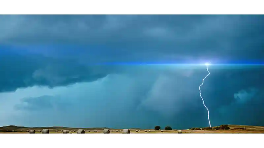 Spectacular 1,000fps Slow-Motion Lightning Footage by Dustin Farrell
