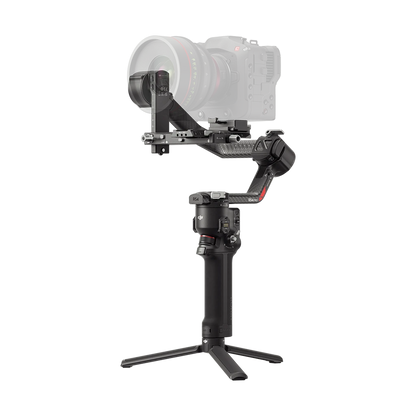 DJI RS 4 Pro Gimbal Stabilizer Combo