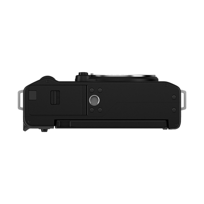 Fujifilm X-M5 Mirrorless Camera with XC 15-45mm f/3.5-5.6 Lens (Black)