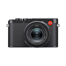 Leica D-Lux 8 Digital Camera