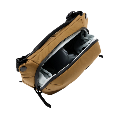 Peak Design Everyday Sling 3L v2 (Coyote - X-Pac)