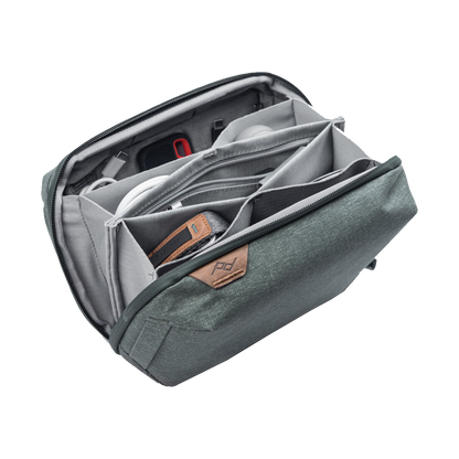 Peak Design Tech Pouch Sage (2L, PFAS-Free)
