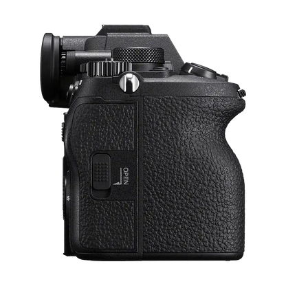 Sony Alpha A7 V Mirrorless Camera with FE 28-70mm f/3.5-5.6 OSS II Lens