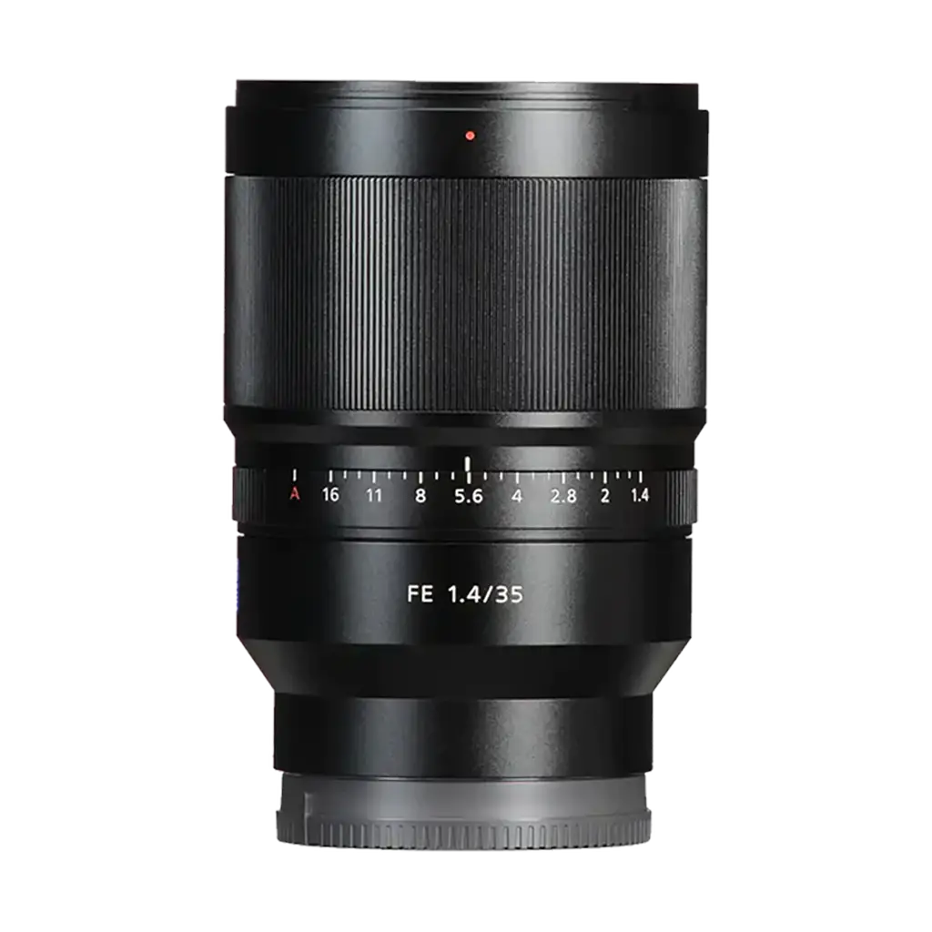 Rental: Sony Distagon T* FE 35mm f/1.4 ZA Lens (E Mount)