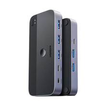 UGREEN Sharing Switch Box 2-in-4 Out