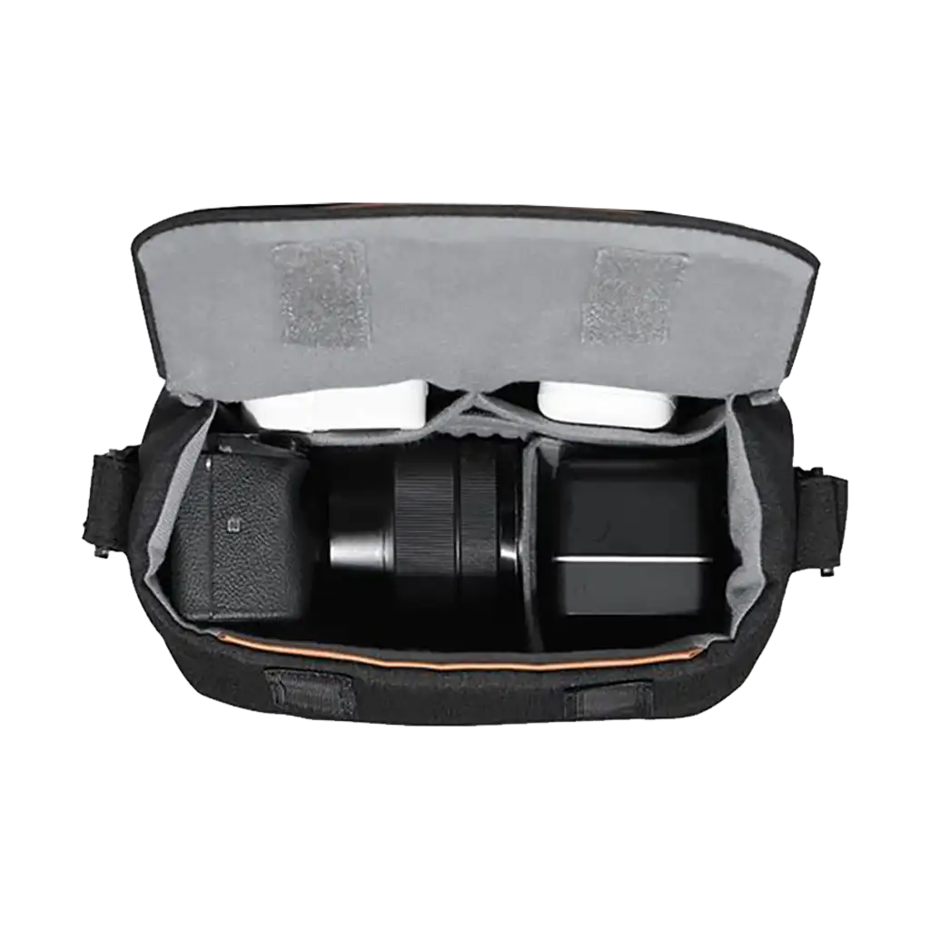 Ulanzi F02 Camera Sling Bag (Black, 4L)