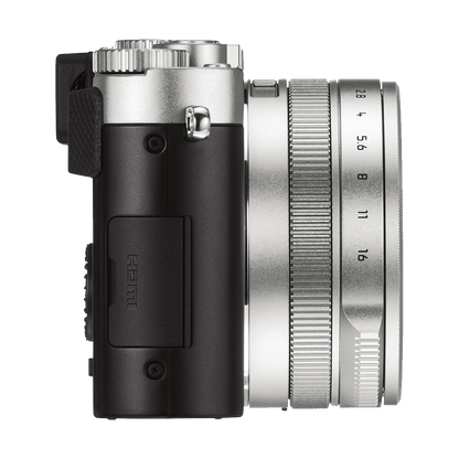 Leica D-Lux 7 Digital Camera