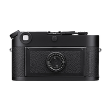 Leica M6 Rangefinder Camera (Black)