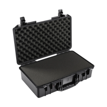 Pelican 1525 Air Case with Pick-N-Pluck Foam (Black)