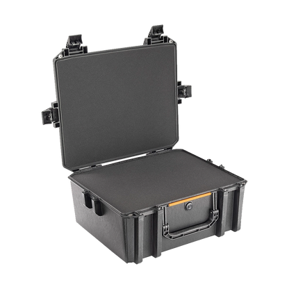 Pelican Vault V600 Large Equipment Case with Foam Insert (Black)