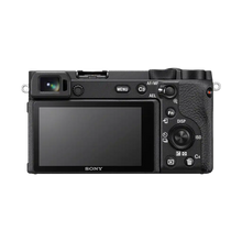 Sony Alpha a6600 Mirrorless Digital Camera with 18-135mm Lens
